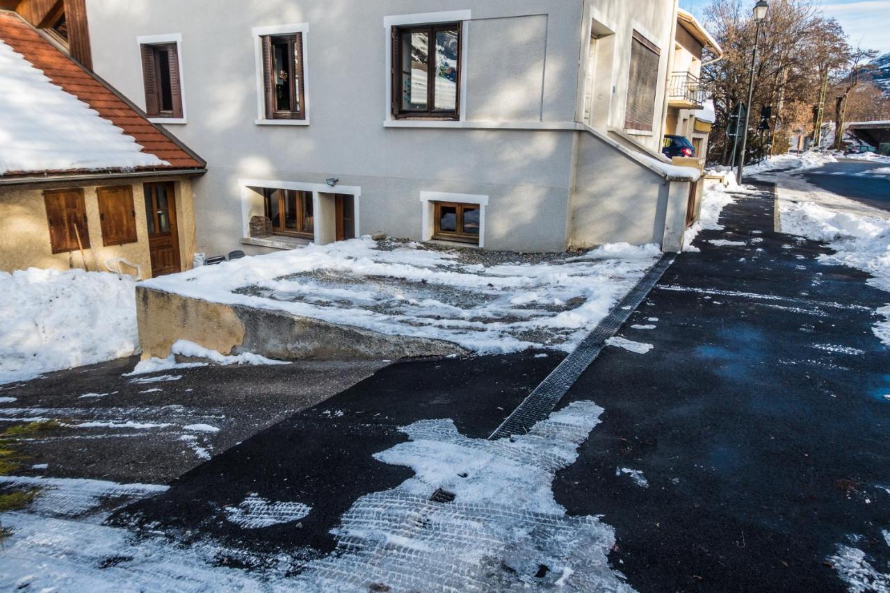 Au Coeur Des Ecrins Apartment LʼArgentière-la-Bessée Екстериор снимка